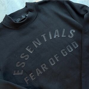 Essentials Fear of God Black Crewneck Sweatshirt Men’s L Boxy Fit FOG Back Patch